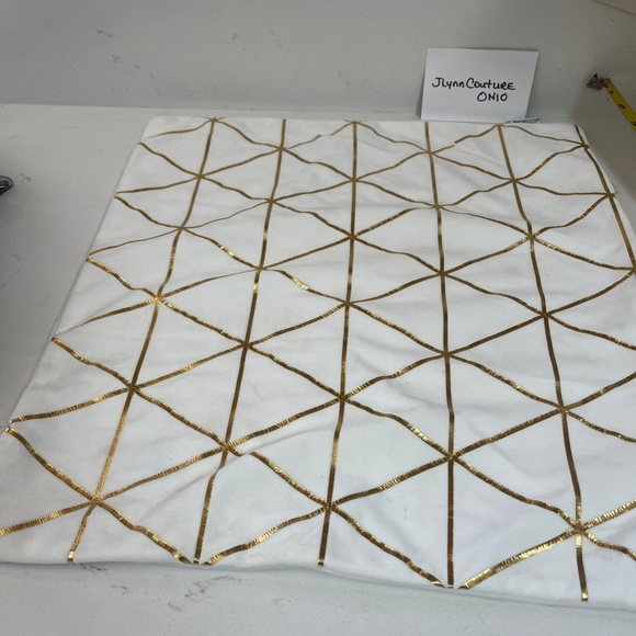 NEW Modern Gold trim Throw Pillow cover, NEW pillow case gold accent - Picture 1 of 7